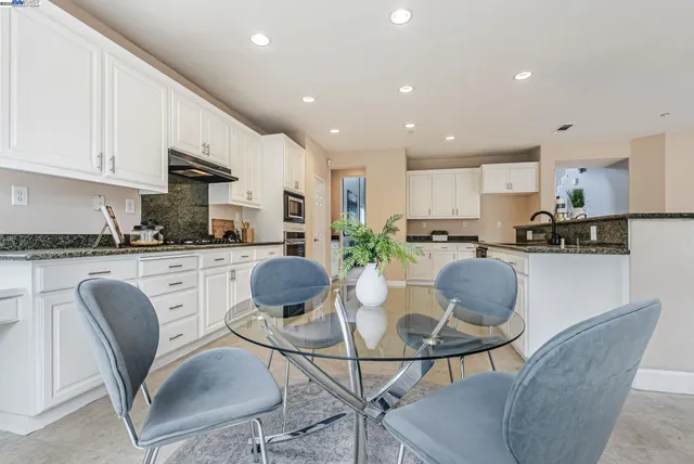 $929,999 | 141 Pescara Boulevard, Brentwood, CA 94513