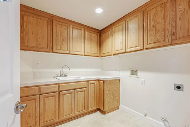 $929,999 | 141 Pescara Boulevard, Brentwood, CA 94513