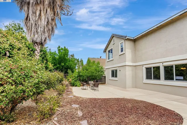 $929,999 | 141 Pescara Boulevard, Brentwood, CA 94513