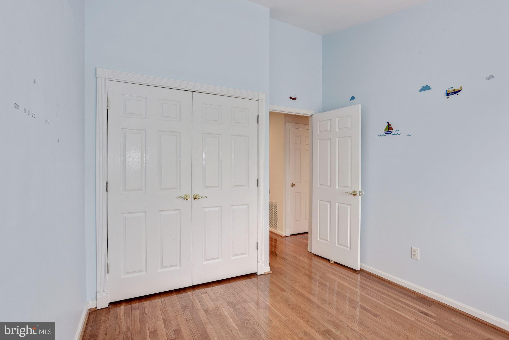 5133 Columbia Road, Unit 1595 Columbia, MD 21044 - Photo 17 of 30 a view of room with hardwood floor