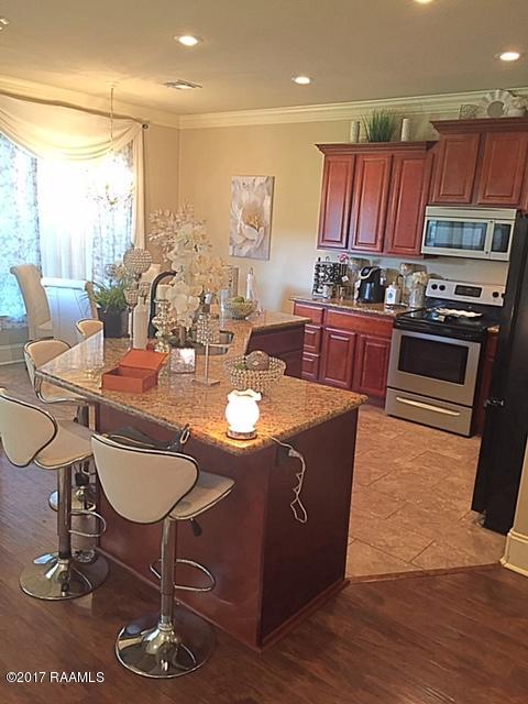 102 Buckleridge Road Carencro, LA 70520 - Photo 5 of 13 KITCHEN