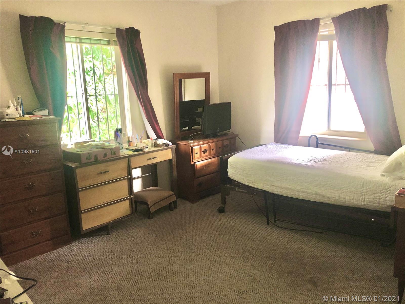 357 Southwest 18th Terrace Miami, FL 33129 - Photo 20 of 21 Gallery Image 20
