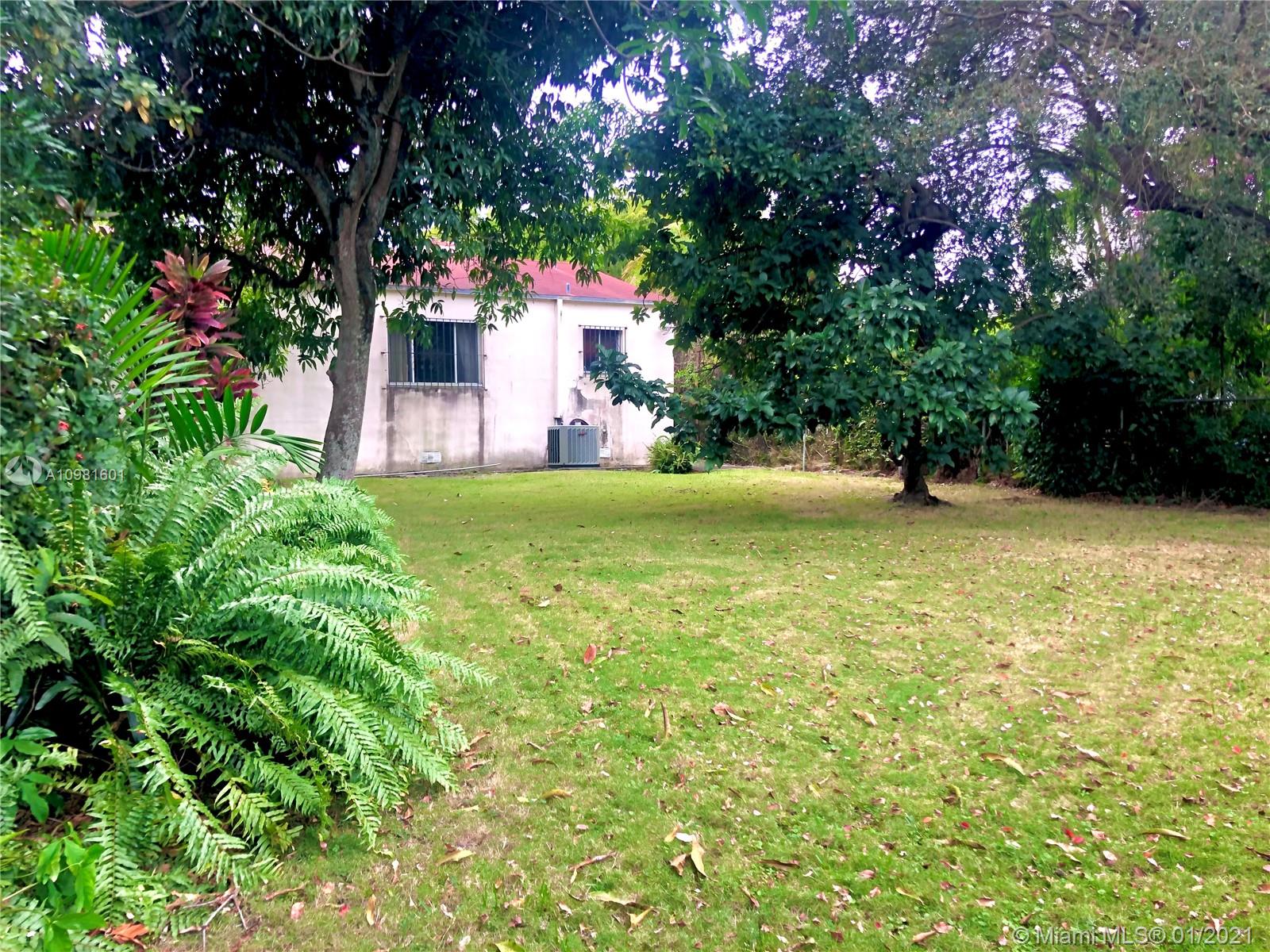 357 Southwest 18th Terrace Miami, FL 33129 - Photo 3 of 21 Gallery Image 3