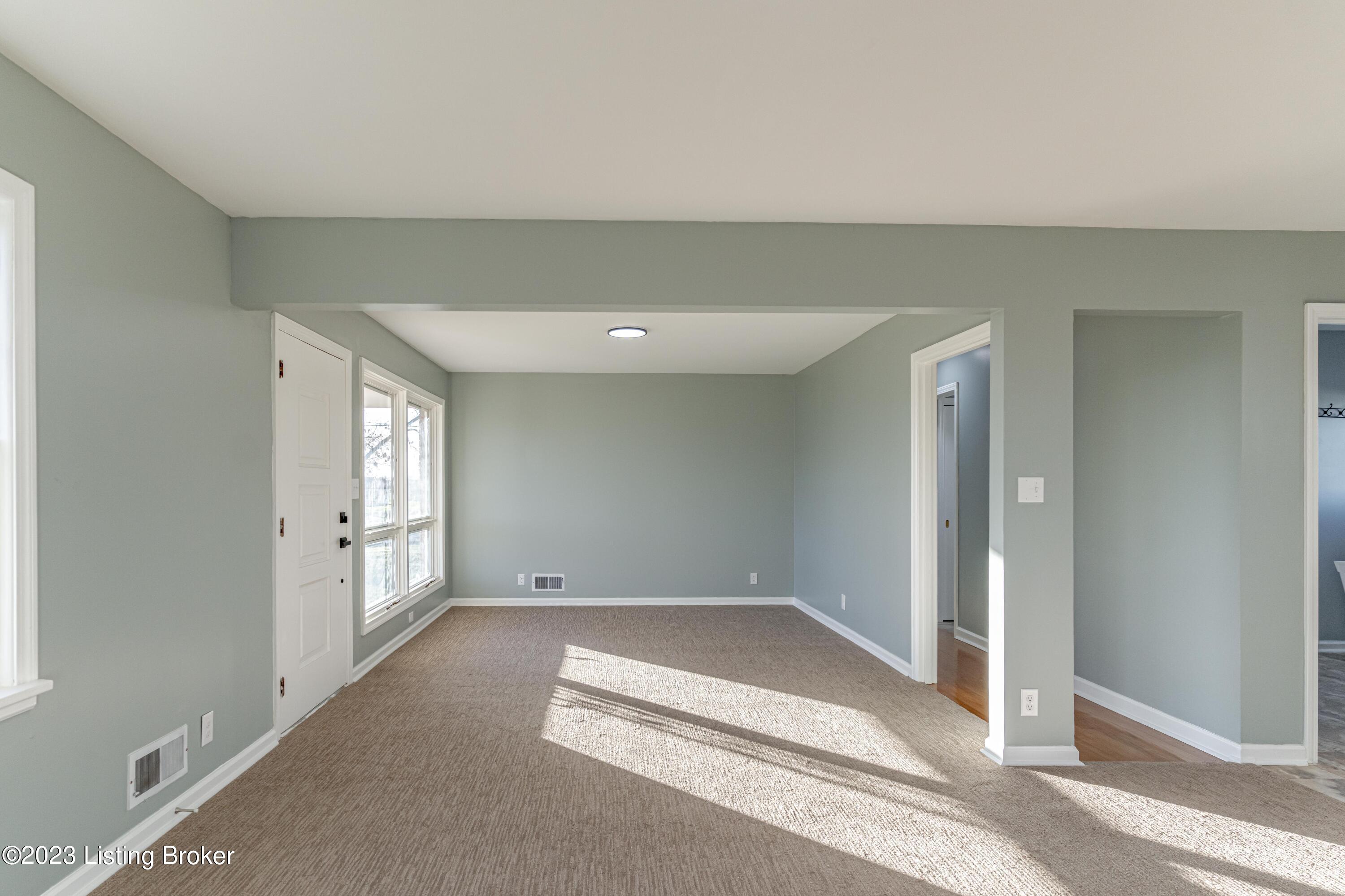 5186 Lawrenceburg Road Bloomfield, KY 40008 - Photo 10 of 35 1-07146