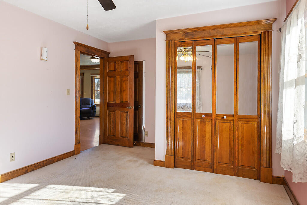 843 East Benton Road Benton, ME 04901 - Photo 23 of 100 First floor bedroom