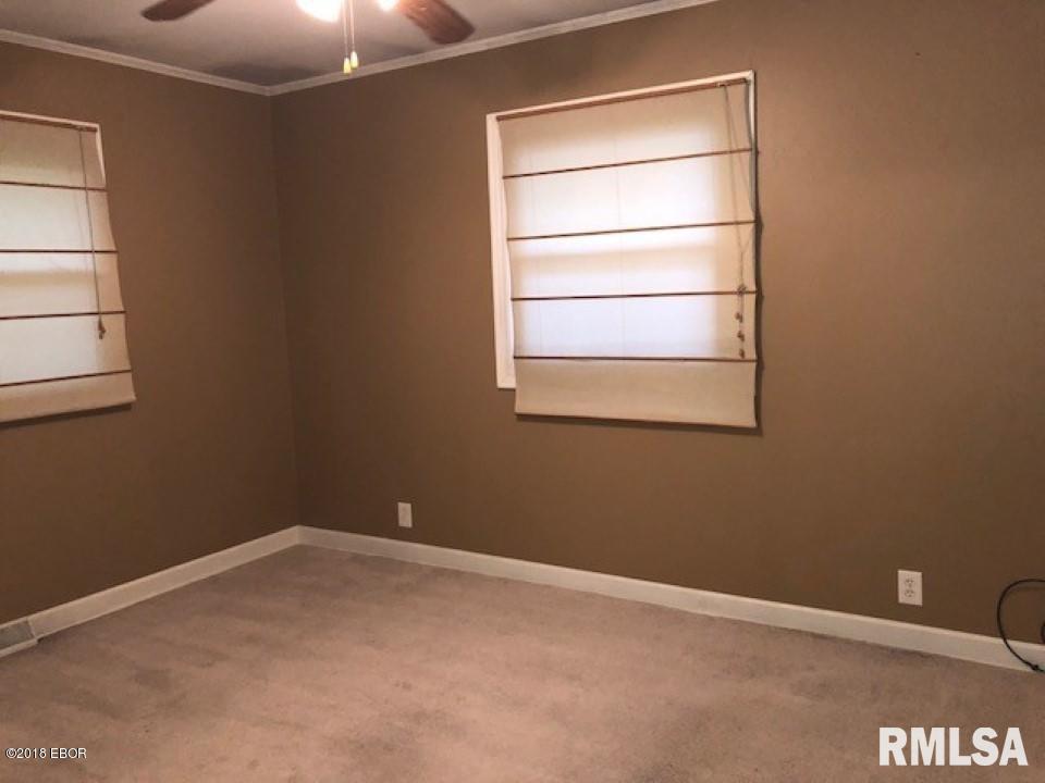 116 Circle Drive Herrin, IL 62948 - Photo 12 of 20