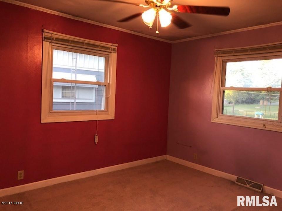 116 Circle Drive Herrin, IL 62948 - Photo 14 of 20