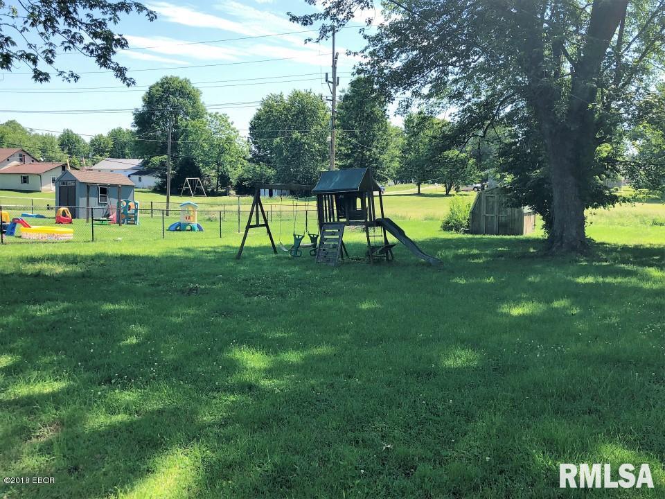 116 Circle Drive Herrin, IL 62948 - Photo 18 of 20