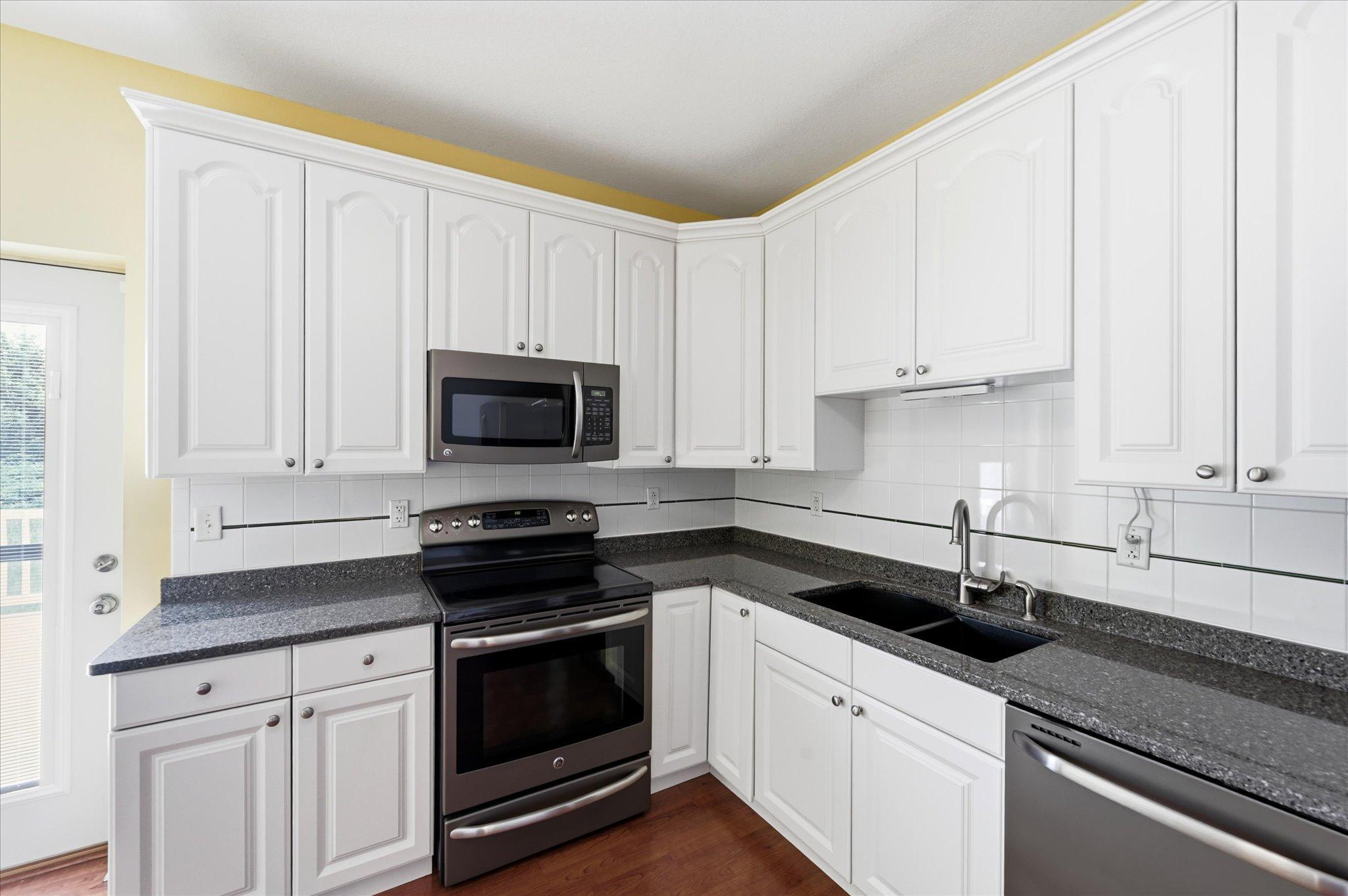 14655 Raspberry Drive Rogers, MN 55374 - Photo 12 of 41