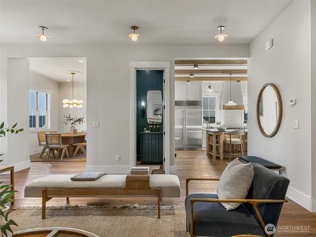 $3,298,000 | 6807 54th Avenue Northeast, Seattle, WA 98115