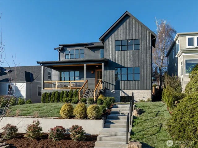 $3,298,000 | 6807 54th Avenue Northeast, Seattle, WA 98115