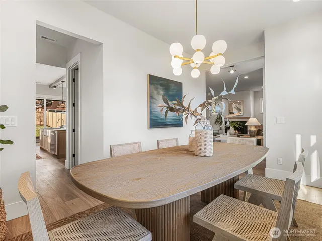 $3,298,000 | 6807 54th Avenue Northeast, Seattle, WA 98115