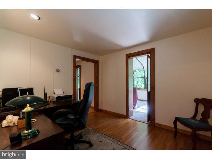 629 East Hillendale Road Chadds Ford, PA 19317 - Photo 3 of 25 Office / Study