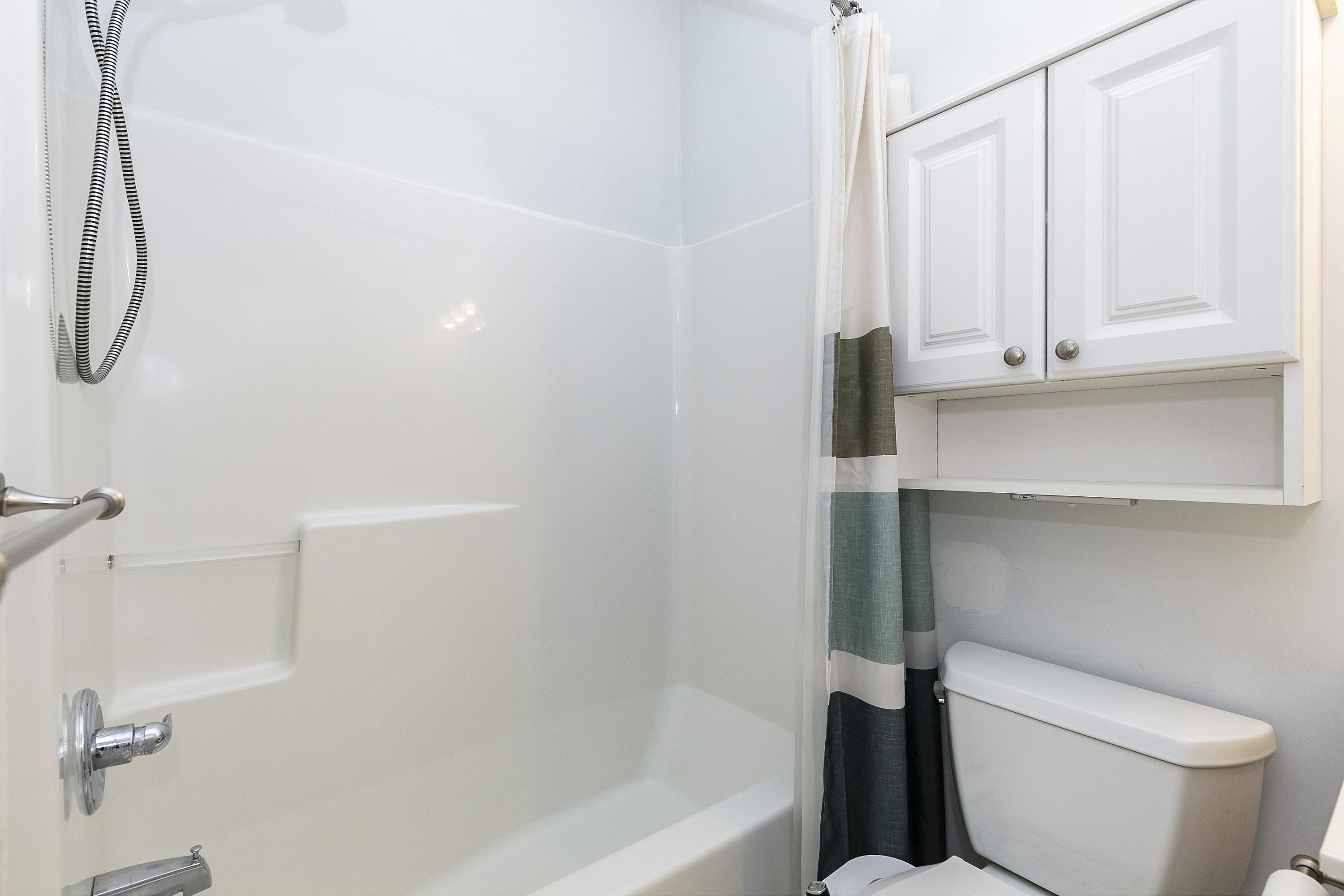 4412 Major Loring Way Raleigh, NC 27616 - Photo 29 of 59 Main FL Full Bath