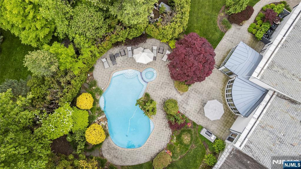 4 Hunter Ridge Woodcliff Lake, NJ 07677 - Photo 23 of 24