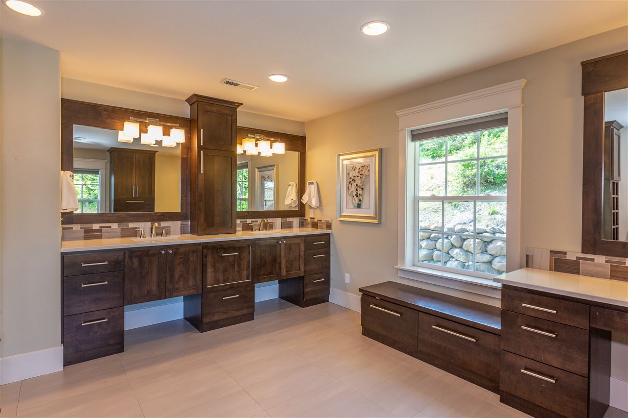 6801 South Saddle Ridge Road Greenacres, WA 99016 - Photo 12 of 20