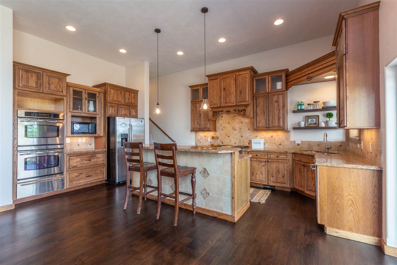6801 South Saddle Ridge Road Greenacres, WA 99016 - Photo 9 of 20