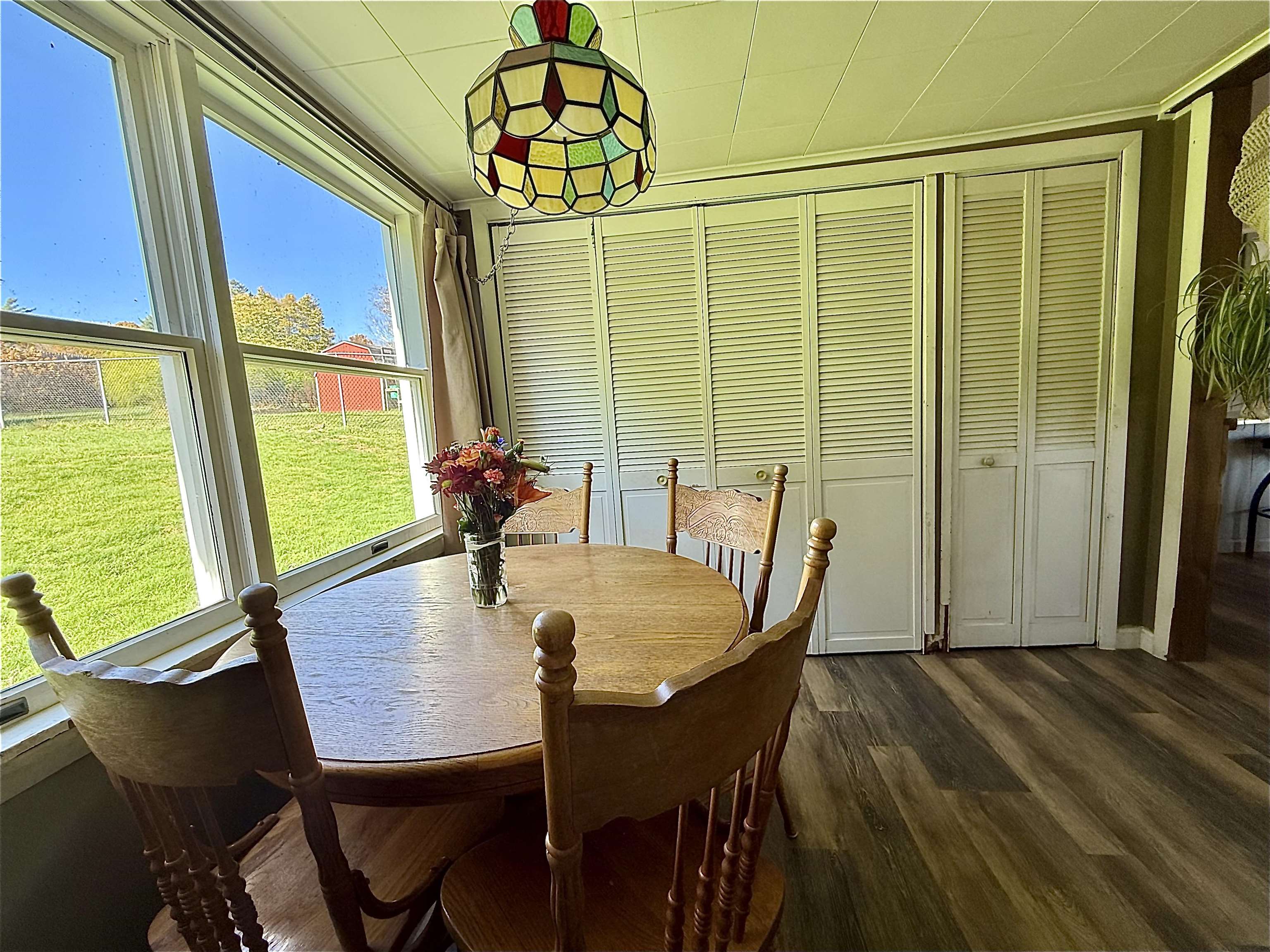 6 Preville Avenue Rutland, VT 05701 - Photo 4 of 34