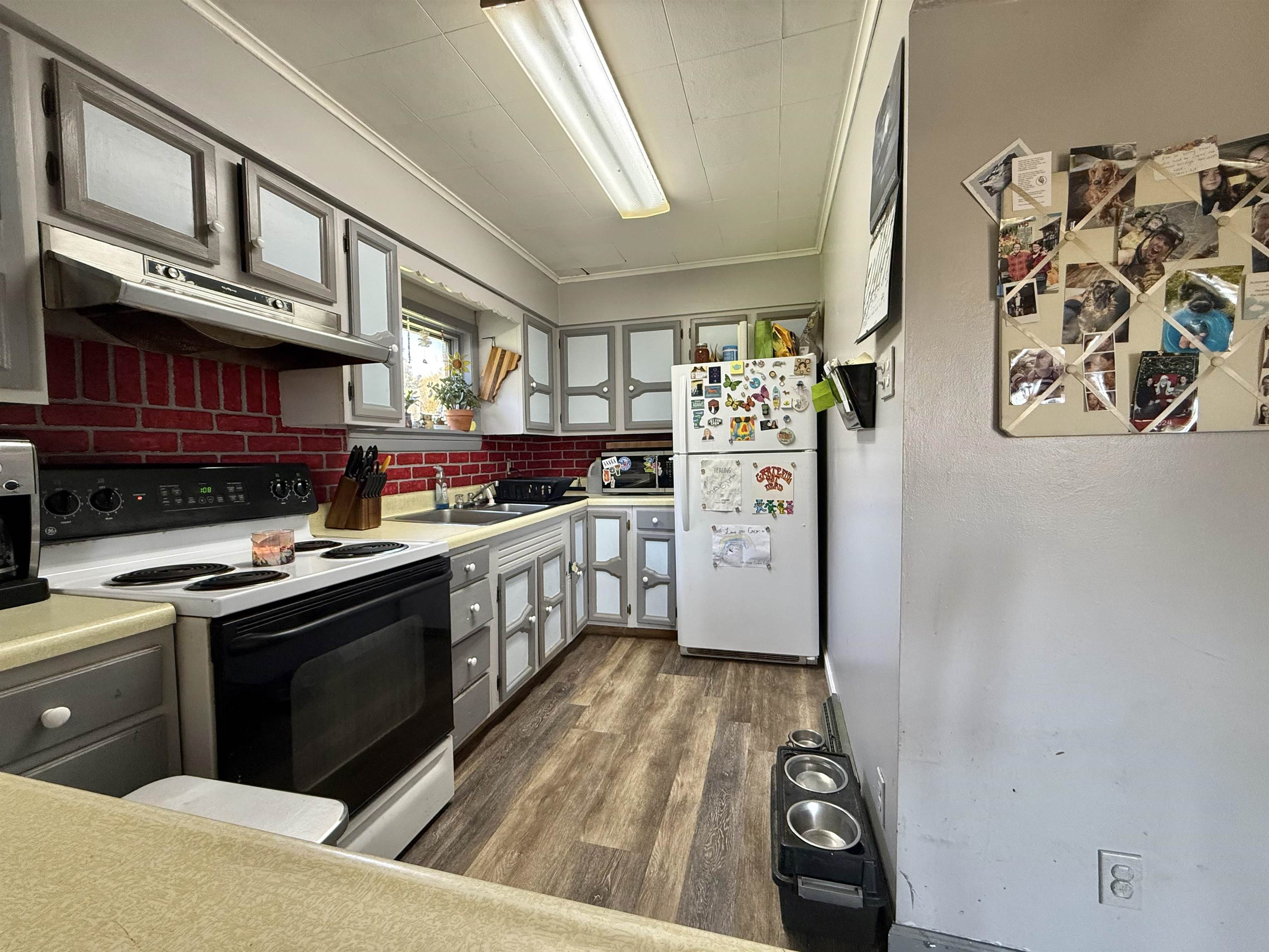 6 Preville Avenue Rutland, VT 05701 - Photo 7 of 34