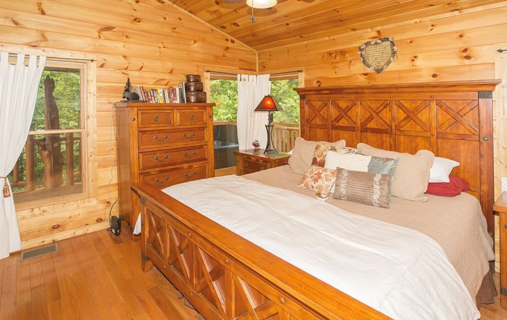2128 Red Bud Road Sevierville, TN 37876 - Photo 5 of 13 Gallery Image 5