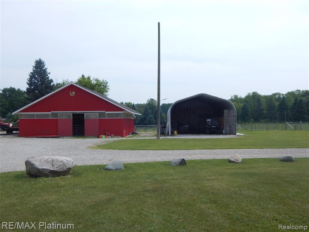 2025 West Rose Center Road Holly, MI 48442 - Photo 30 of 68 Gallery Image 30
