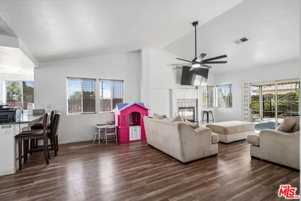 $335,000 | 8924 Peach Avenue, California City, CA 93505