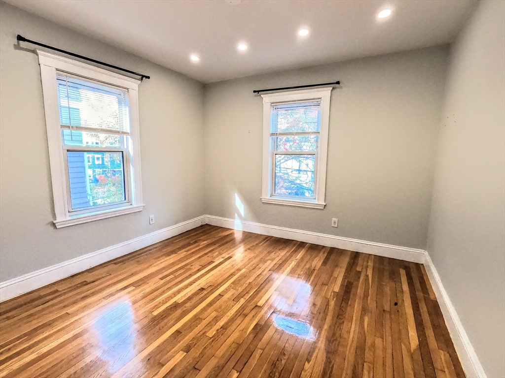 3957 Washington Street, Unit 3L Boston, MA 02131 - Photo 22 of 35