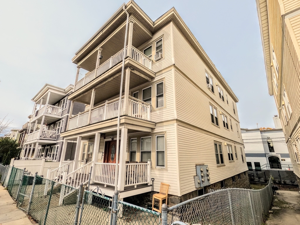 3957 Washington Street, Unit 3L Boston, MA 02131 - Photo 8 of 35