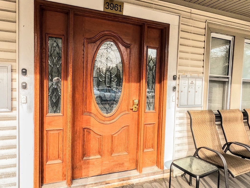 3957 Washington Street, Unit 3L Boston, MA 02131 - Photo 10 of 35