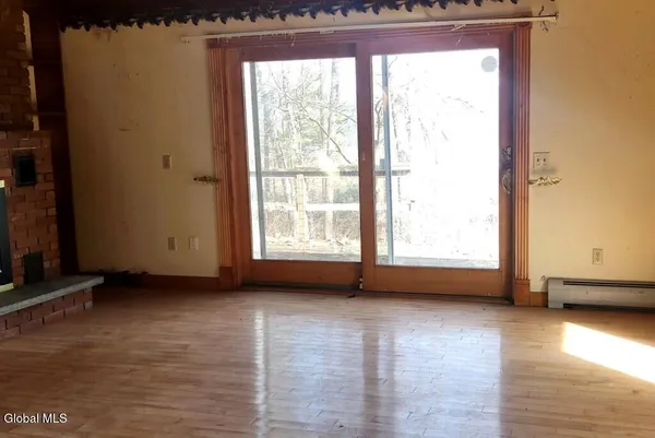 $390,000 | 15 Braley Lane, Bolton, NY 12814