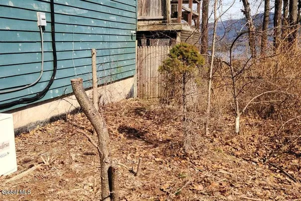 $390,000 | 15 Braley Lane, Bolton, NY 12814