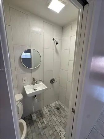 $3,200 | 8974 Northwest 112th Street, Hialeah Gardens, FL 33018