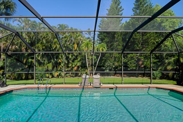 4622 Rue Belle Sanibel, FL 33957 - Photo 18 of 20 Gallery Image 18
