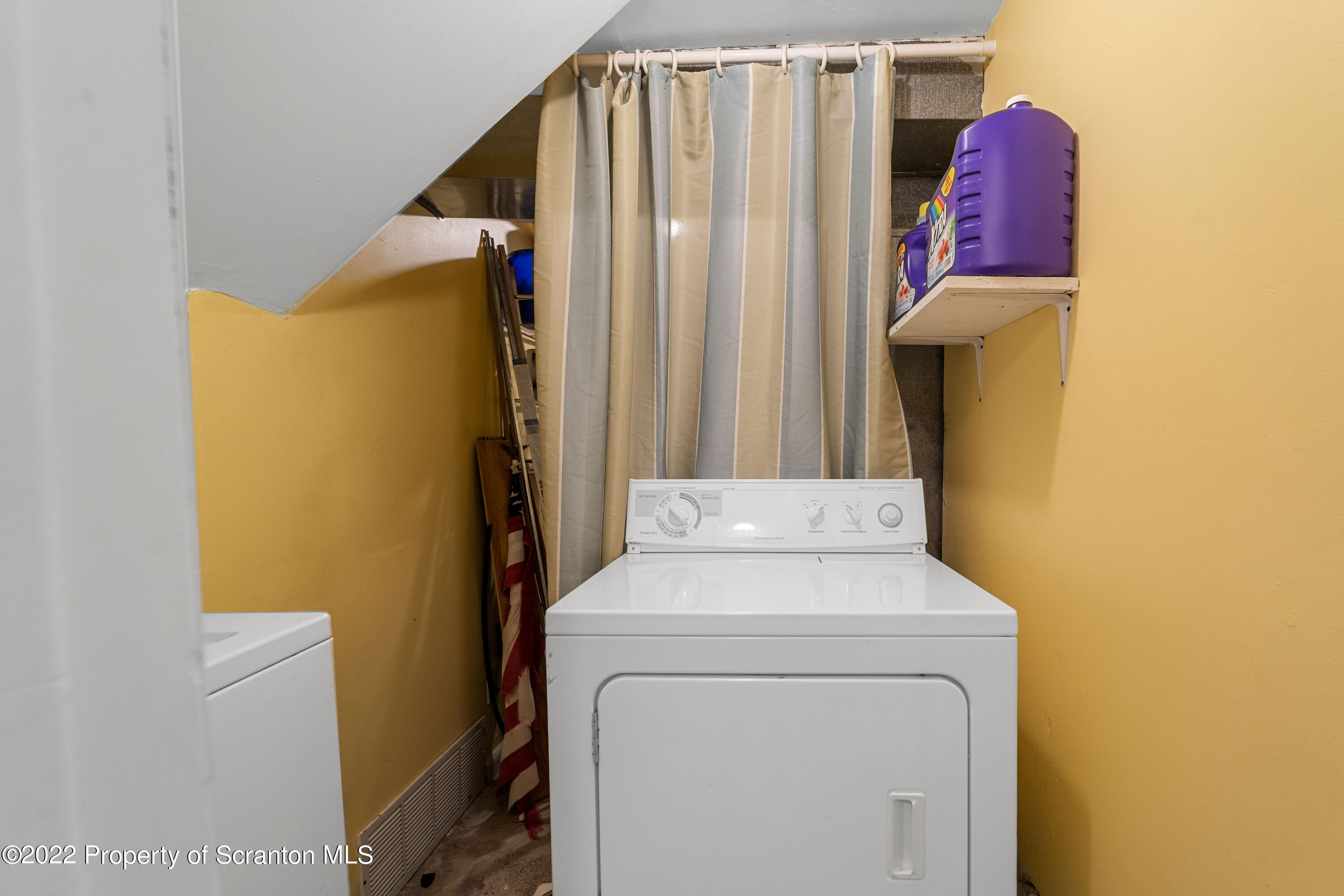 211 Barney Road Brackney, PA 18812 - Photo 24 of 37 DSC03108