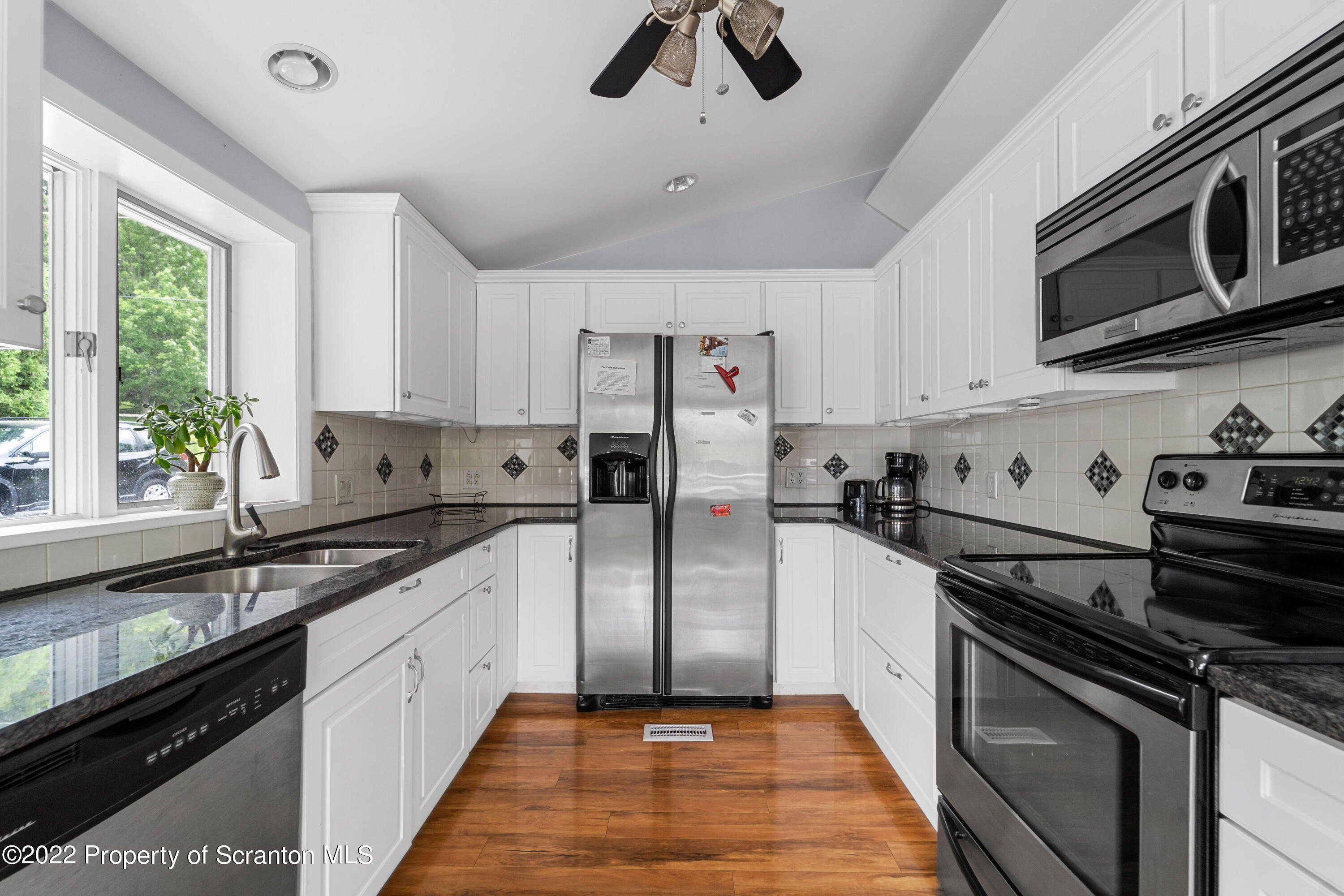 211 Barney Road Brackney, PA 18812 - Photo 10 of 37 DSC03072
