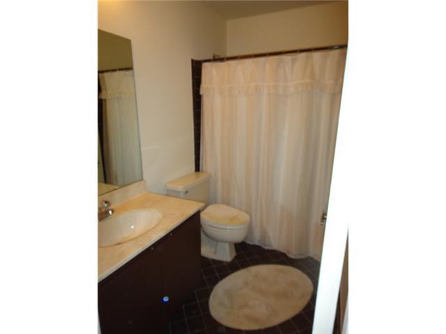 21822 Contado Road, Unit 21822 Boca Raton, FL 33433 - Photo 10 of 17 Bathroom