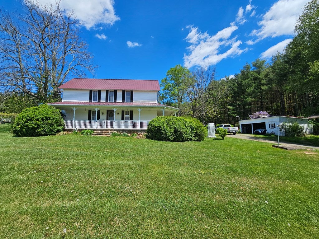 4867 Delhart Road Galax, VA 24333 - Photo 2 of 36 Gallery Image 2