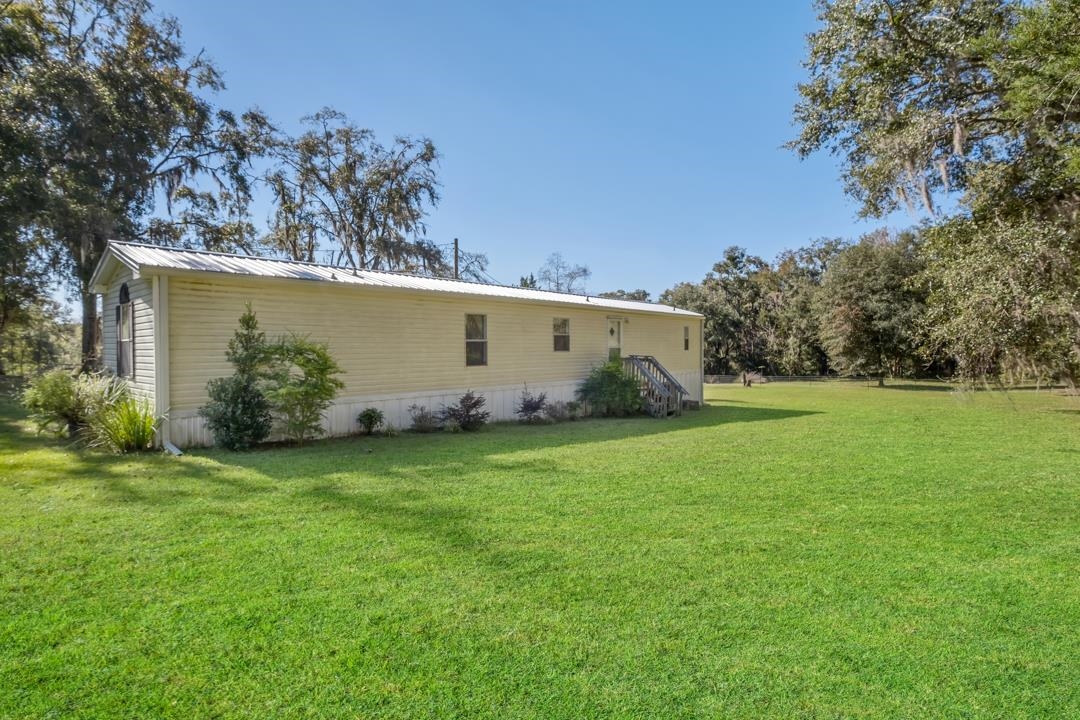 1107 Northeast Garden Road Madison, FL 32340 - Photo 10 of 34