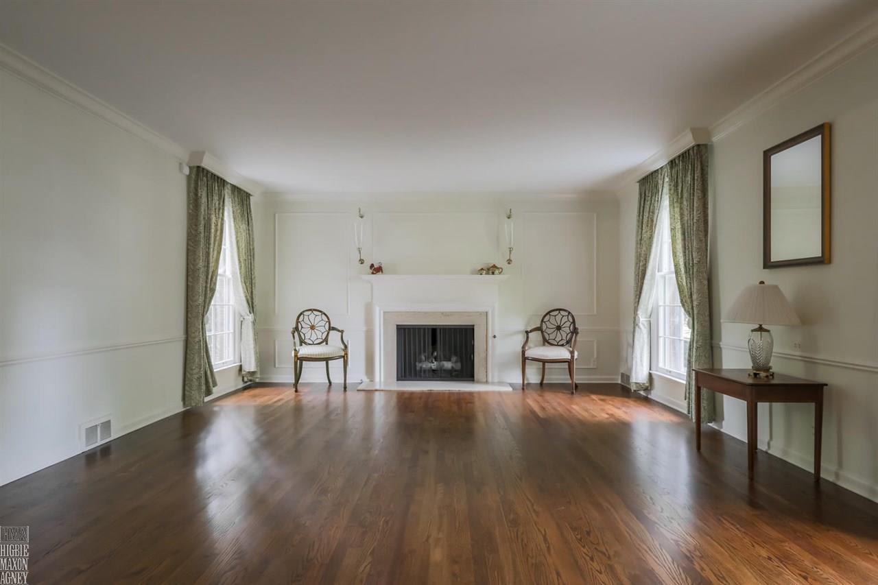 60 North Deeplands Road Grosse Pointe Shores, MI 48236 - Photo 8 of 36