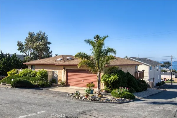 $1,100,000 | 2810 Santa Barbara Avenue, Cayucos, CA 93430
