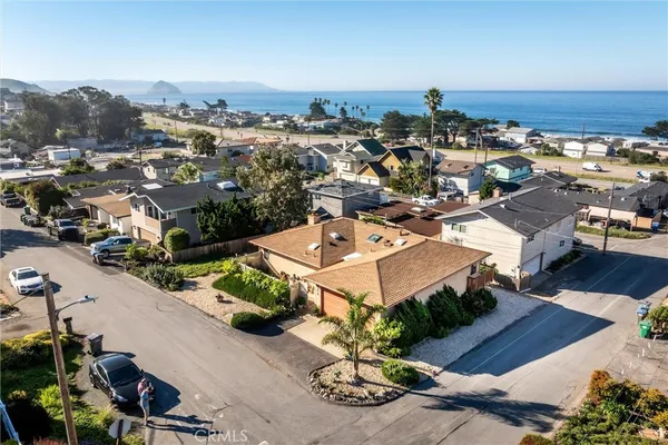 $1,100,000 | 2810 Santa Barbara Avenue, Cayucos, CA 93430