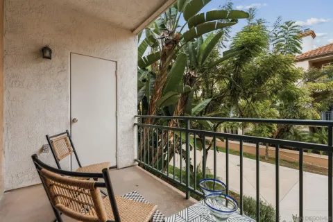 $495,000 | 2150 Camino De La Reina, Unit 216, San Diego, CA 92108