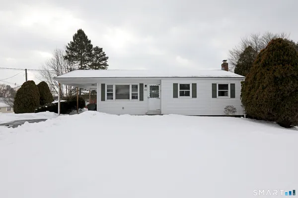 $344,500 | 202 Reed Avenue, Windsor Locks, CT 06096