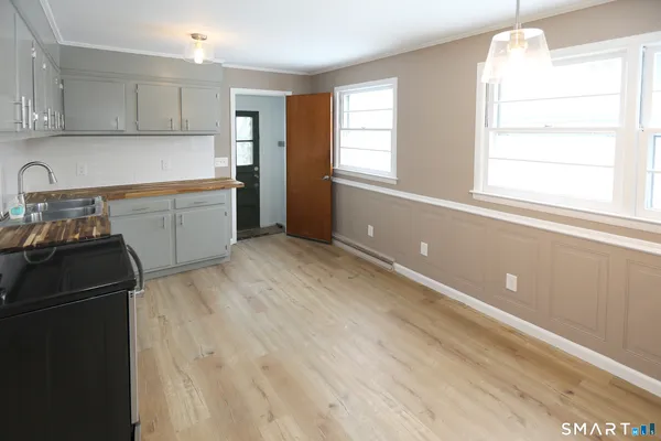 $344,500 | 202 Reed Avenue, Windsor Locks, CT 06096