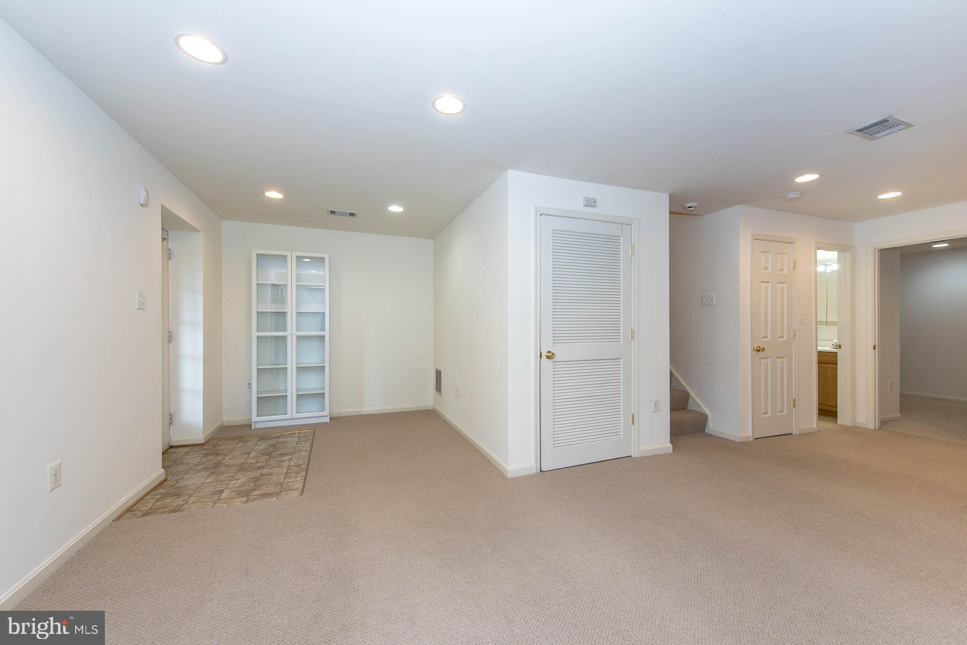 5516 Hobsons Choice Loop Manassas, VA 20112 - Photo 44 of 53