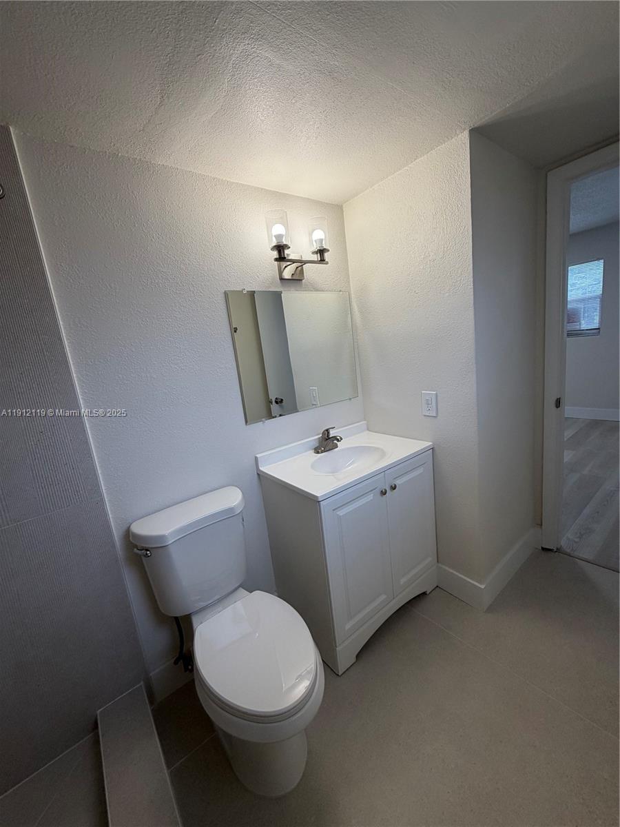 444 Southwest 4th Street, Unit 202 Miami, FL 33130 - Photo 12 of 18