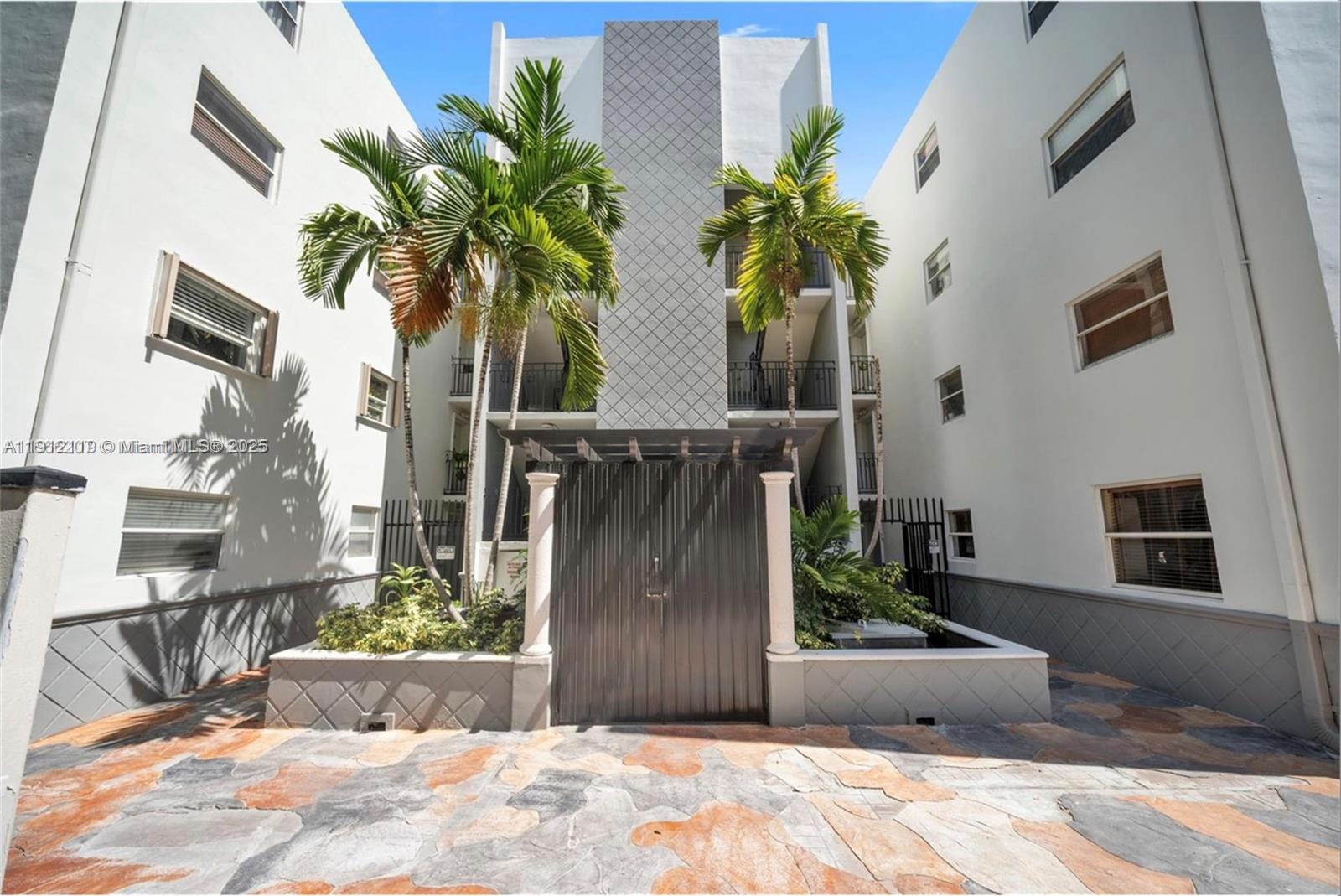 444 Southwest 4th Street, Unit 202 Miami, FL 33130 - Photo 17 of 18