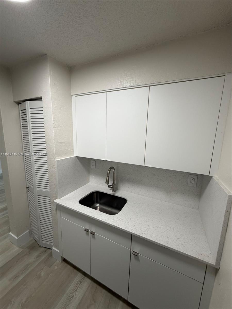 444 Southwest 4th Street, Unit 202 Miami, FL 33130 - Photo 4 of 18