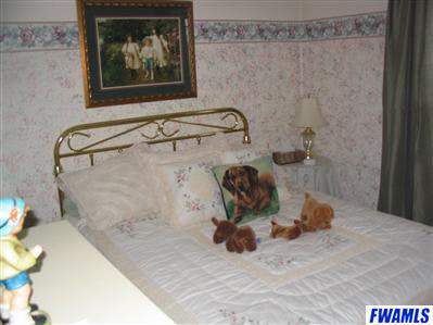 8613 Aboite Center Road Fort Wayne, IN 46804 - Photo 2 of 5