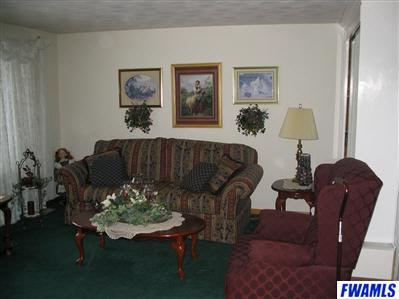 8613 Aboite Center Road Fort Wayne, IN 46804 - Photo 4 of 5